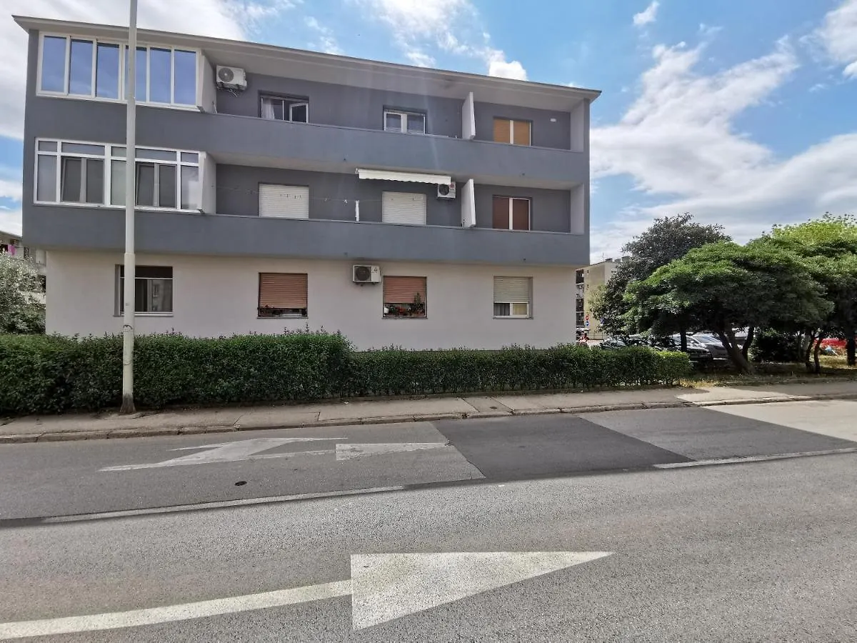 Sea Star Apartment Pula Croatia